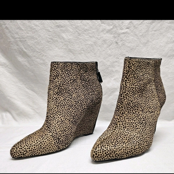 Juicy Couture Shoes - Juicy Couture Leopard Calf Hair Wedge Ankle Boots Vintage Y2K Real Fur Size 9M